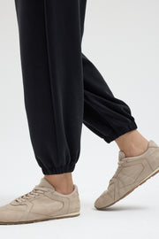 Kadın Beli ve Paçası Lastikli Rahat Kalıp Siyah Jogger Pantolon