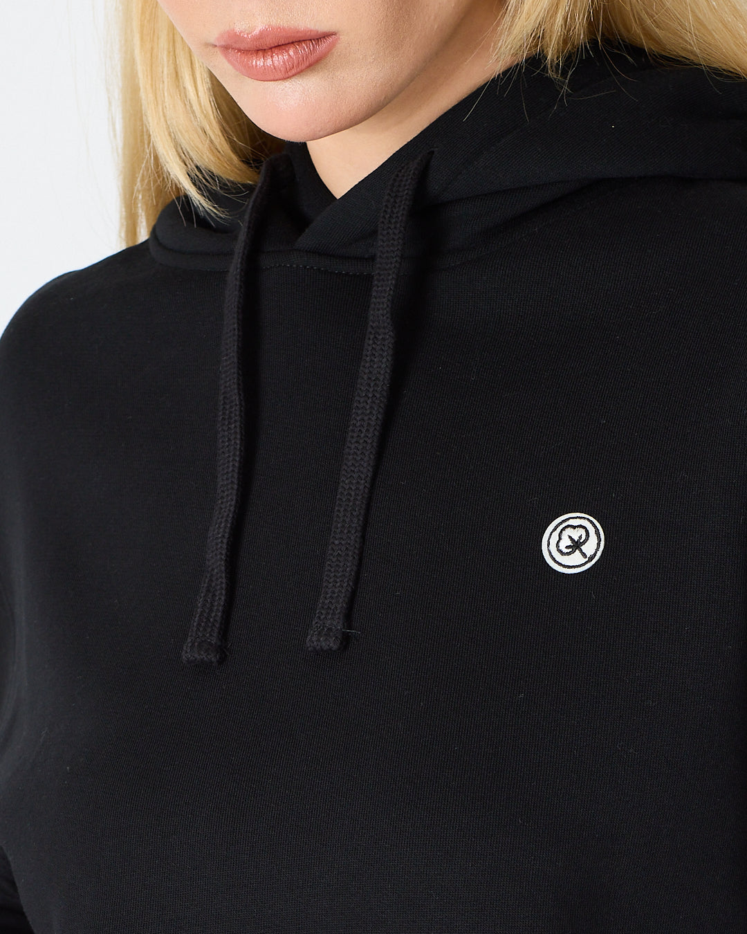 Unisex Siyah Beyaz Aplike Logo Organik Pamuk Standart Kesim Kapüşonlu Sweatshirt