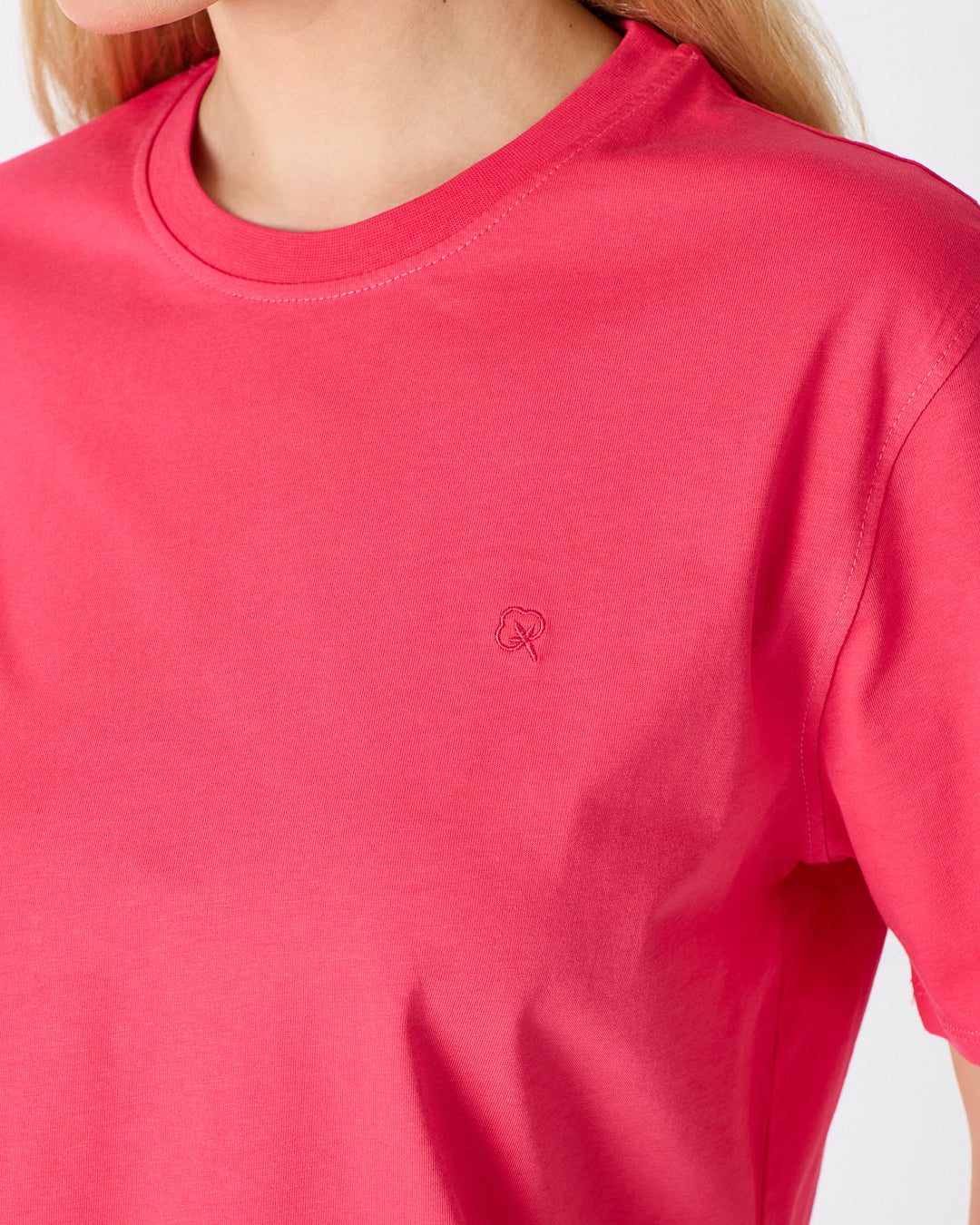 Unisex Red Embroidered Standard Fit Crew Neck Organic Cotton T-Shirt-1010217