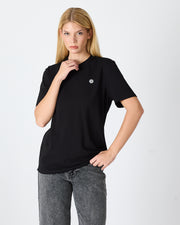 Unisex Siyah Beyaz Aplike Logo BCI Sertifikalı Pamuk Standart Kesim Bisiklet Yaka T-shirt