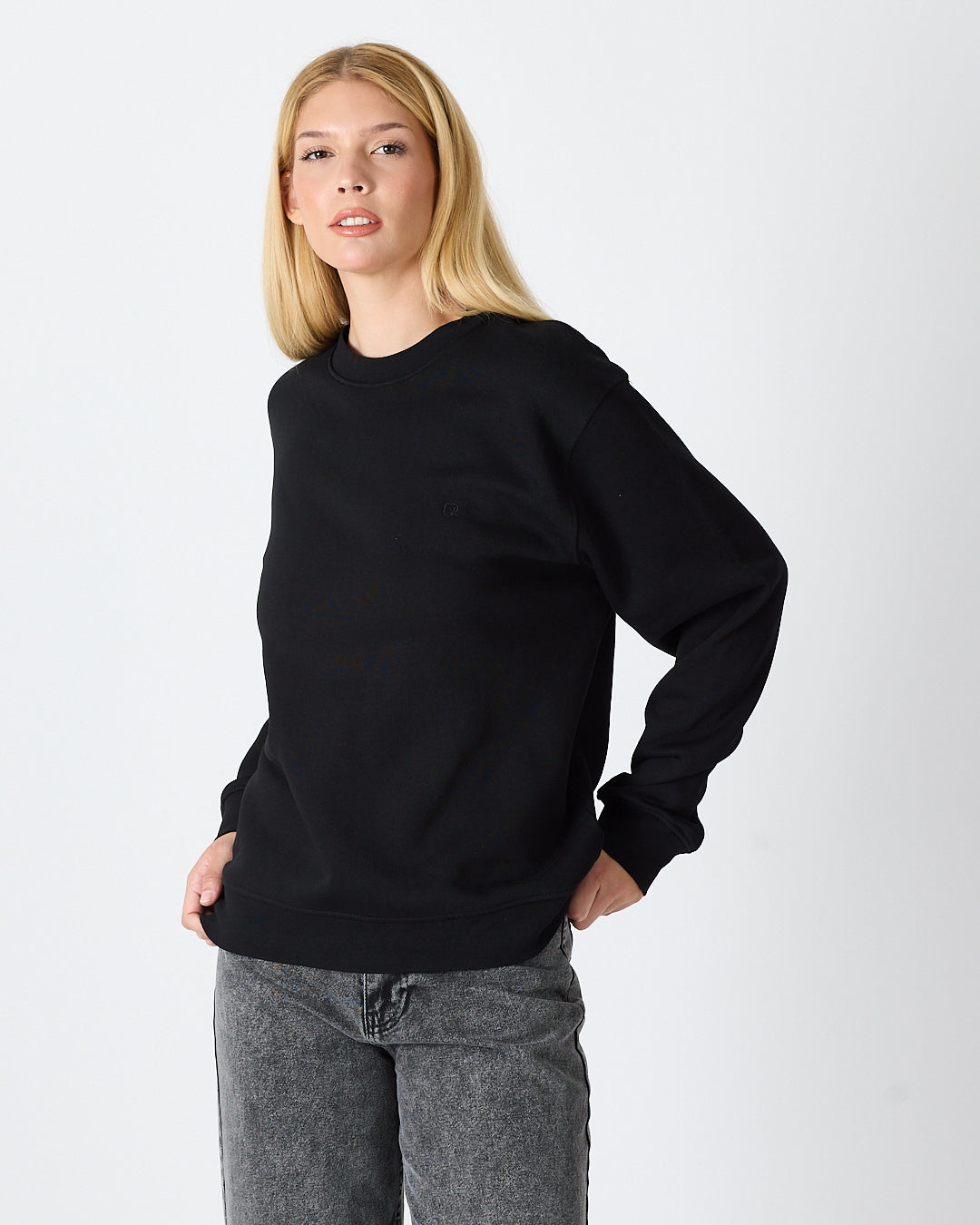 Unisex Black Embroidered Relaxed Fit Organic Cotton Sweatshirt -1011103