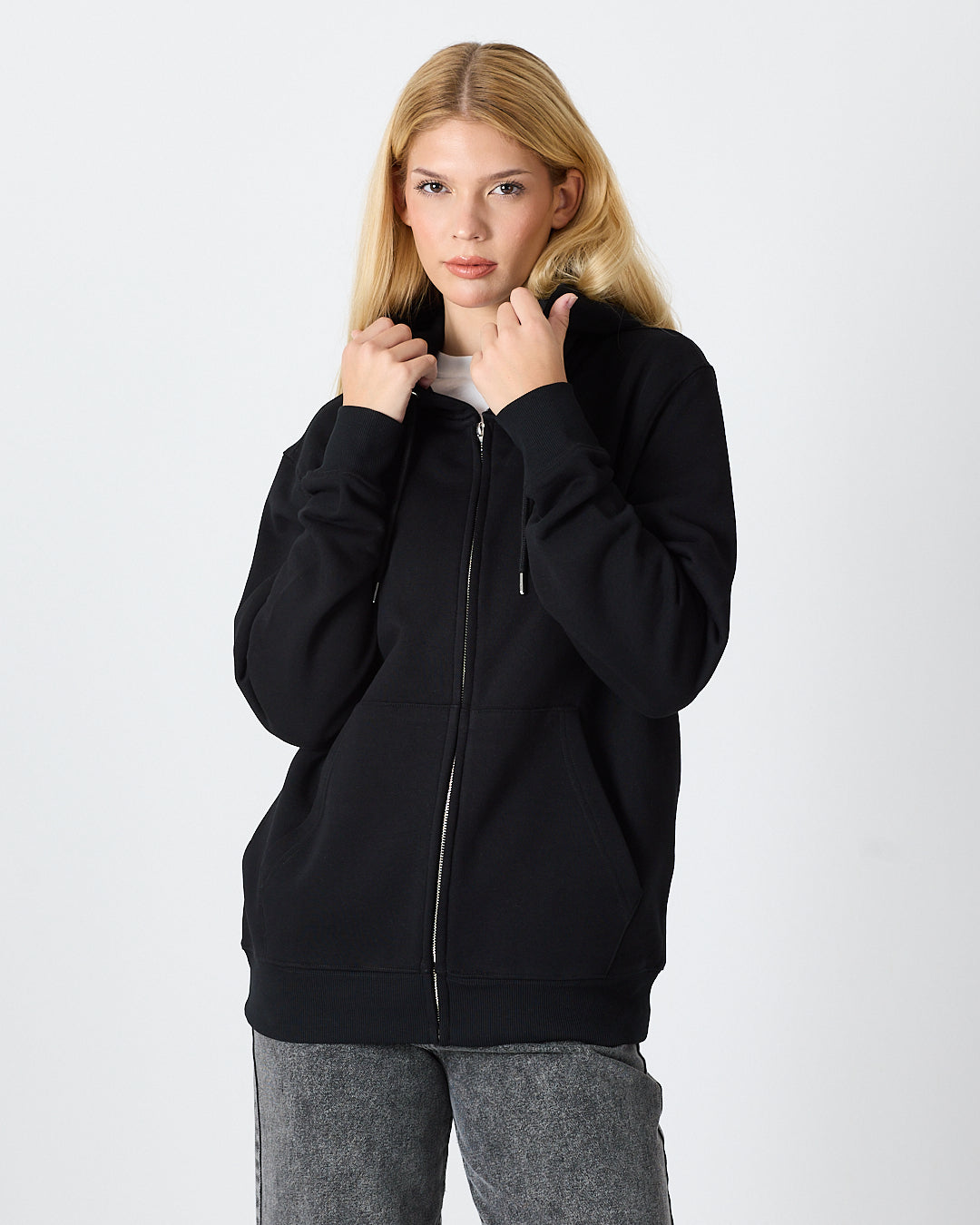 Unisex Siyah Beyaz Aplike Detaylı Kapüşonlu Organik Pamuk Standart Kesim Tam Fermuarlı Sweatshirt