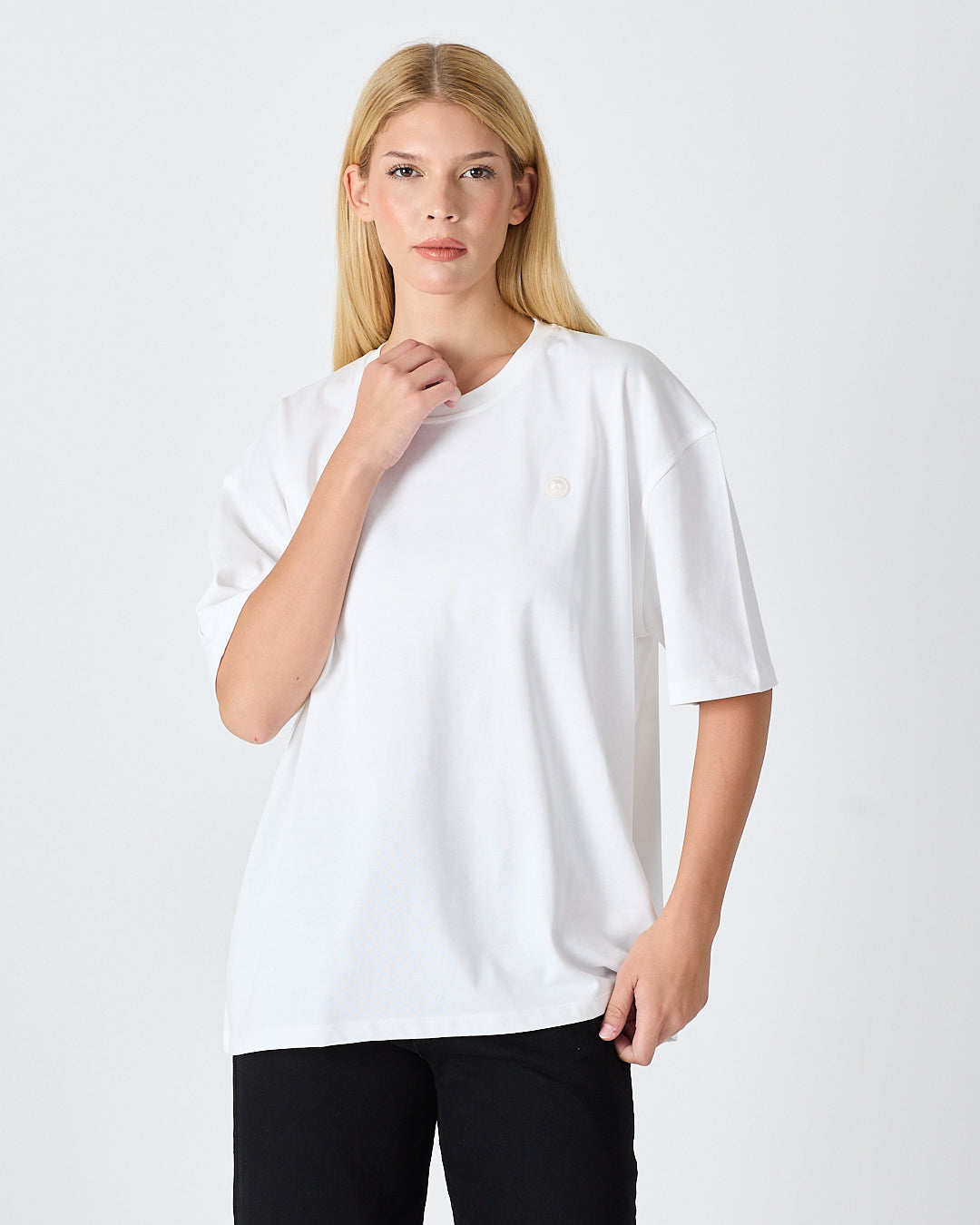 Unisex White Appliqué Logo Organic Cotton Oversized Crew Neck T-shirt -10305R01
