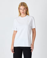 Unisex Beyaz Aplike Logo Detay Standart Kesim BCI Sertifikalı T-Shirt