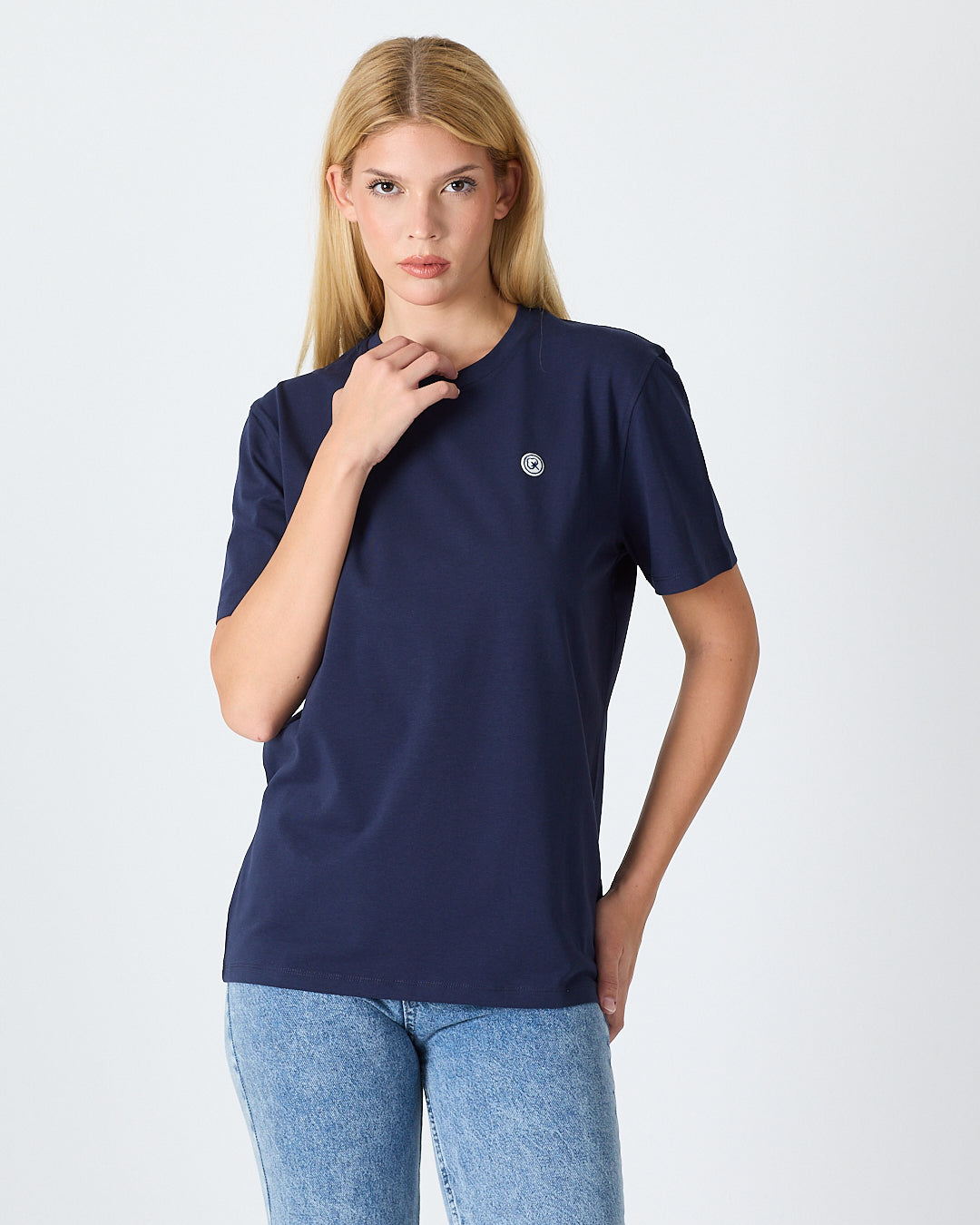 Unisex White Appliqué Logo BCI Certified Cotton Standard Fit Crew Neck T-shirt-10301R04