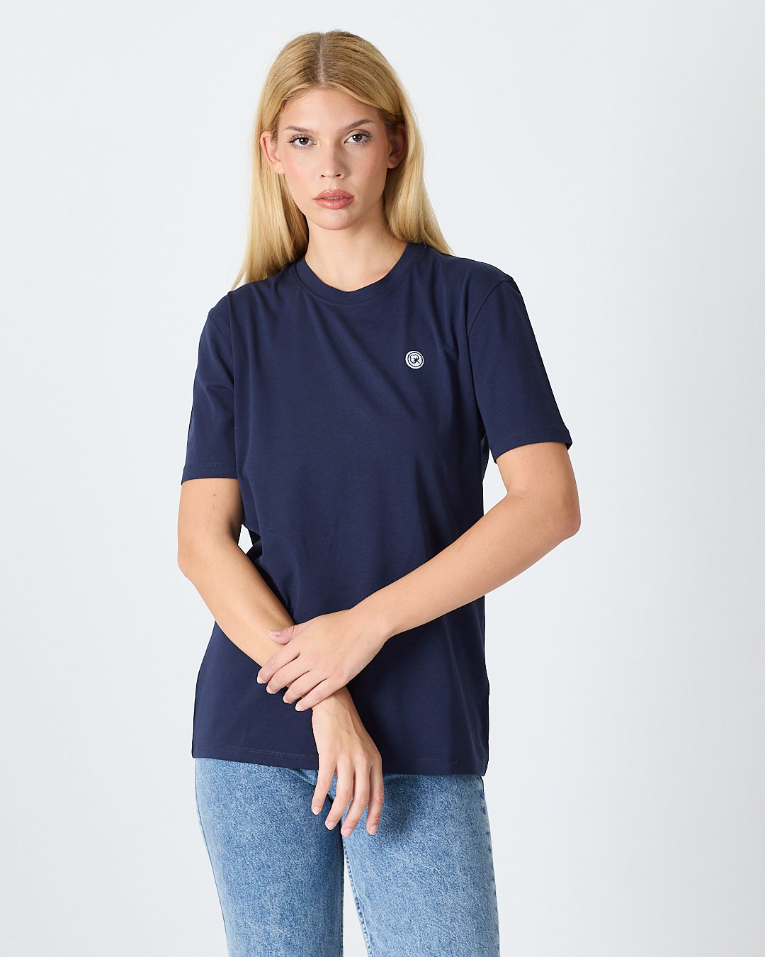 Unisex White Appliqué Logo BCI Certified Cotton Standard Fit Crew Neck T-shirt-10301R04