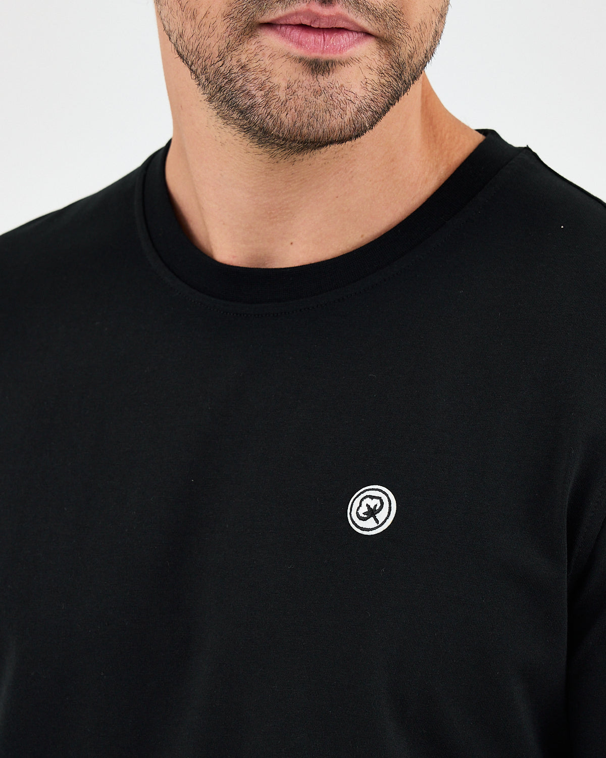 Unisex White Appliqué Logo Organic Cotton Standard Fit Crew Neck T-shirt-10302R03
