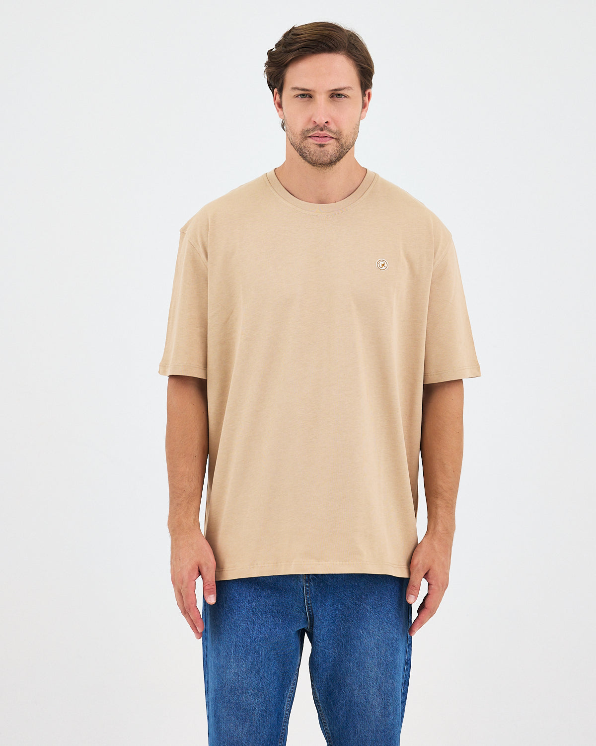 Unisex Bej Beyaz Aplike Logo Organik Pamuk Oversize Bisiklet Yaka T-shirt