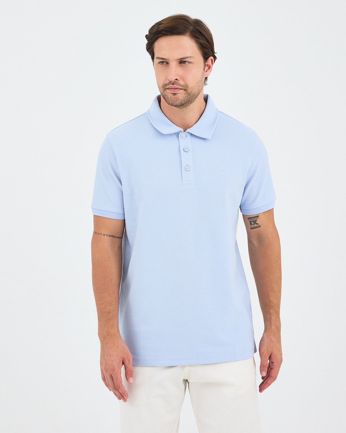 Erkek Açık Mavi Nakışlı Standart Kalıp BCI Sertifikalı Polo Yaka T-Shirt