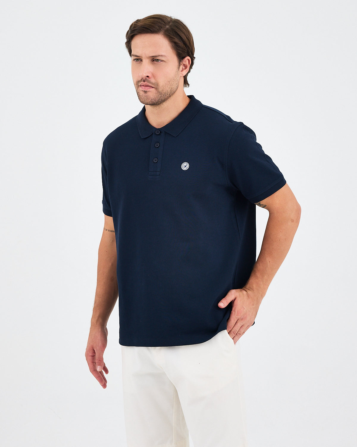 Erkek Lacivert Beyaz Aplike Logo Organik Pamuk Standart Kesim Polo Yaka T-shirt