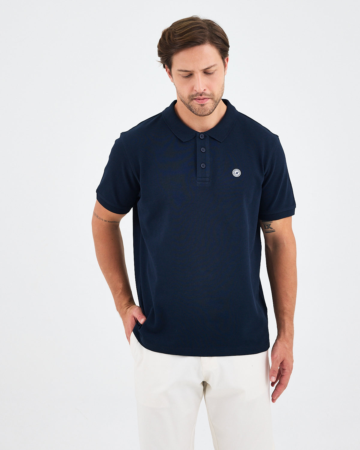 Erkek Lacivert Beyaz Aplike Logo Organik Pamuk Standart Kesim Polo Yaka T-shirt