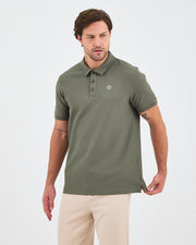Erkek Haki Beyaz Aplike Logo Standart Kesim Polo Yaka T-shirt– BCI Sertifikalı Pamuk