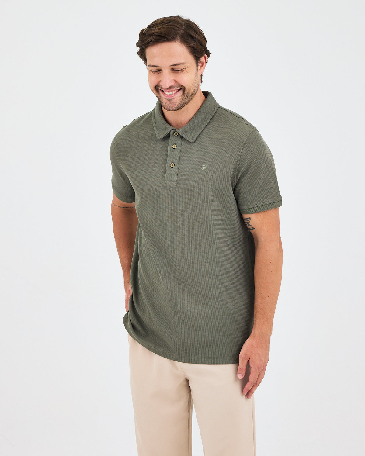Erkek Haki Nakış Standart Kalıp Polo Yaka T-Shirt – BCI Sertifikalı Pamuk