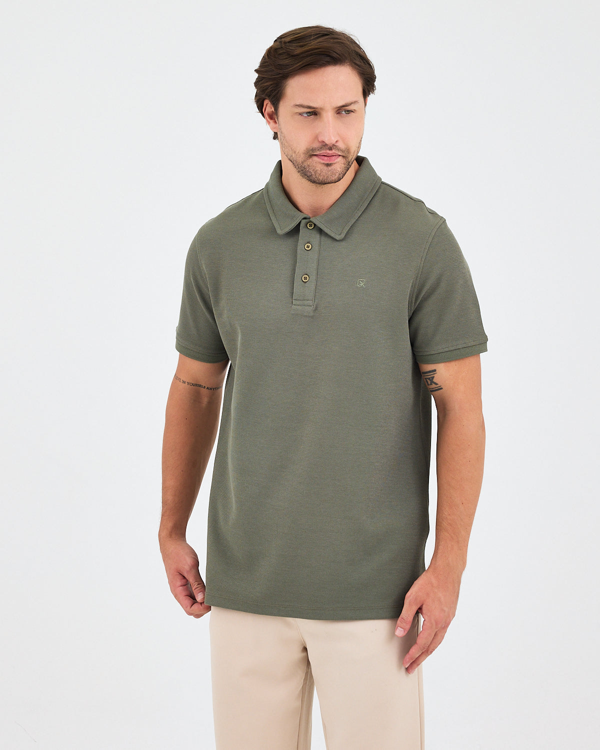 Erkek Haki Nakış Standart Kalıp Polo Yaka T-Shirt – BCI Sertifikalı Pamuk