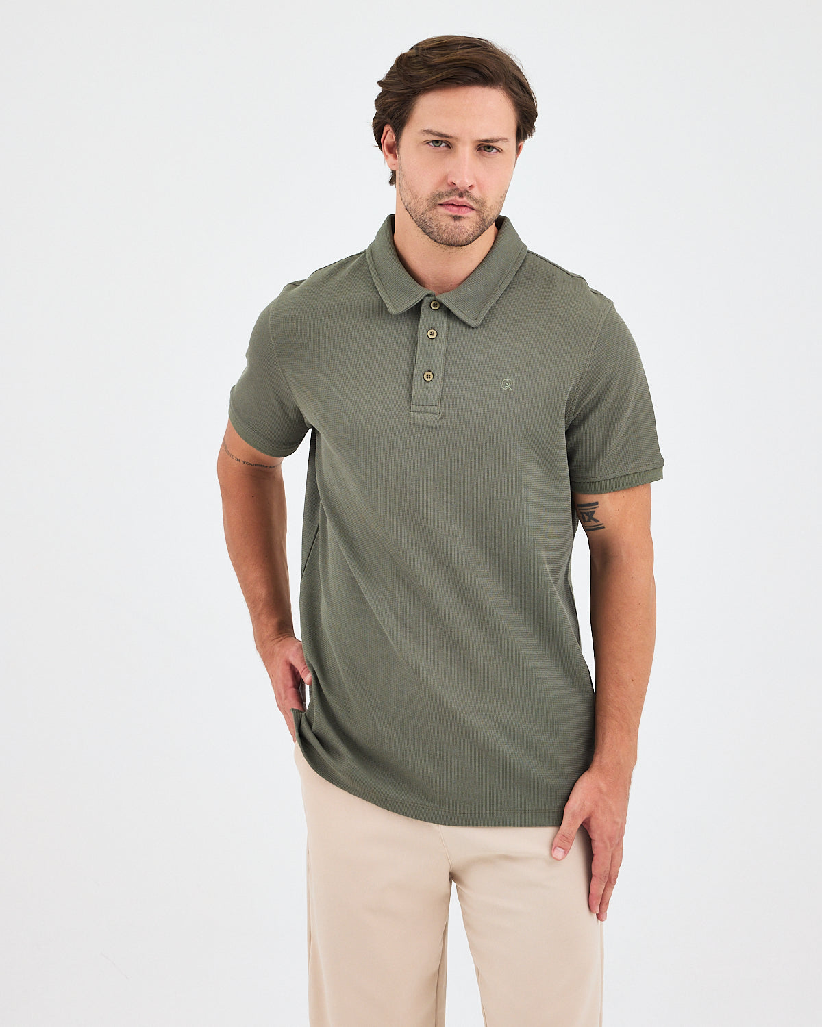 Erkek Haki Nakış Standart Kalıp Polo Yaka T-Shirt – BCI Sertifikalı Pamuk