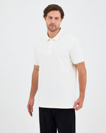 Erkek Ekru Beyaz Aplike Logo Organik Pamuk Standart Kesim Polo Yaka T-shirt
