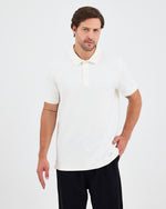 Erkek Ekru Beyaz Aplike Logo Organik Pamuk Standart Kesim Polo Yaka T-shirt