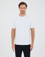 Unisex Beyaz Aplike Logo Detay Standart Kesim BCI Sertifikalı T-Shirt